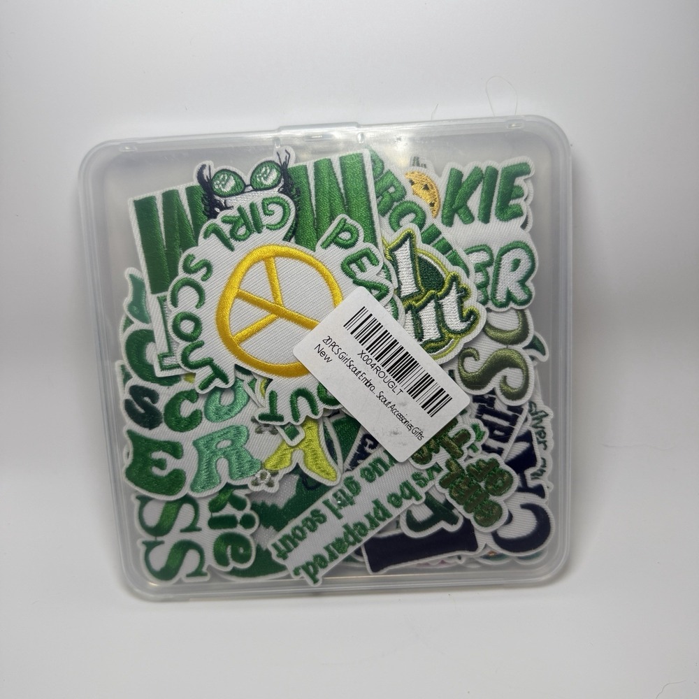 New In Box Set Of 20 Girl Scout Patches Embroidery